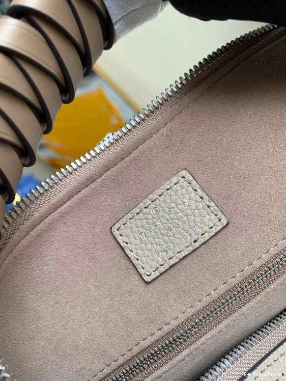 AAA Replica Ru VUITTON BEAUBOURG HOBO LOUIS MM 0811